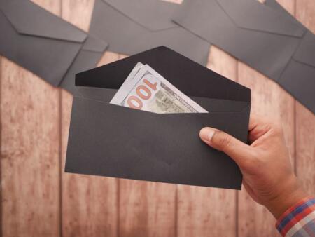 Beyond the Vegastars Welcome Bonus: How Cashback Rewards Work